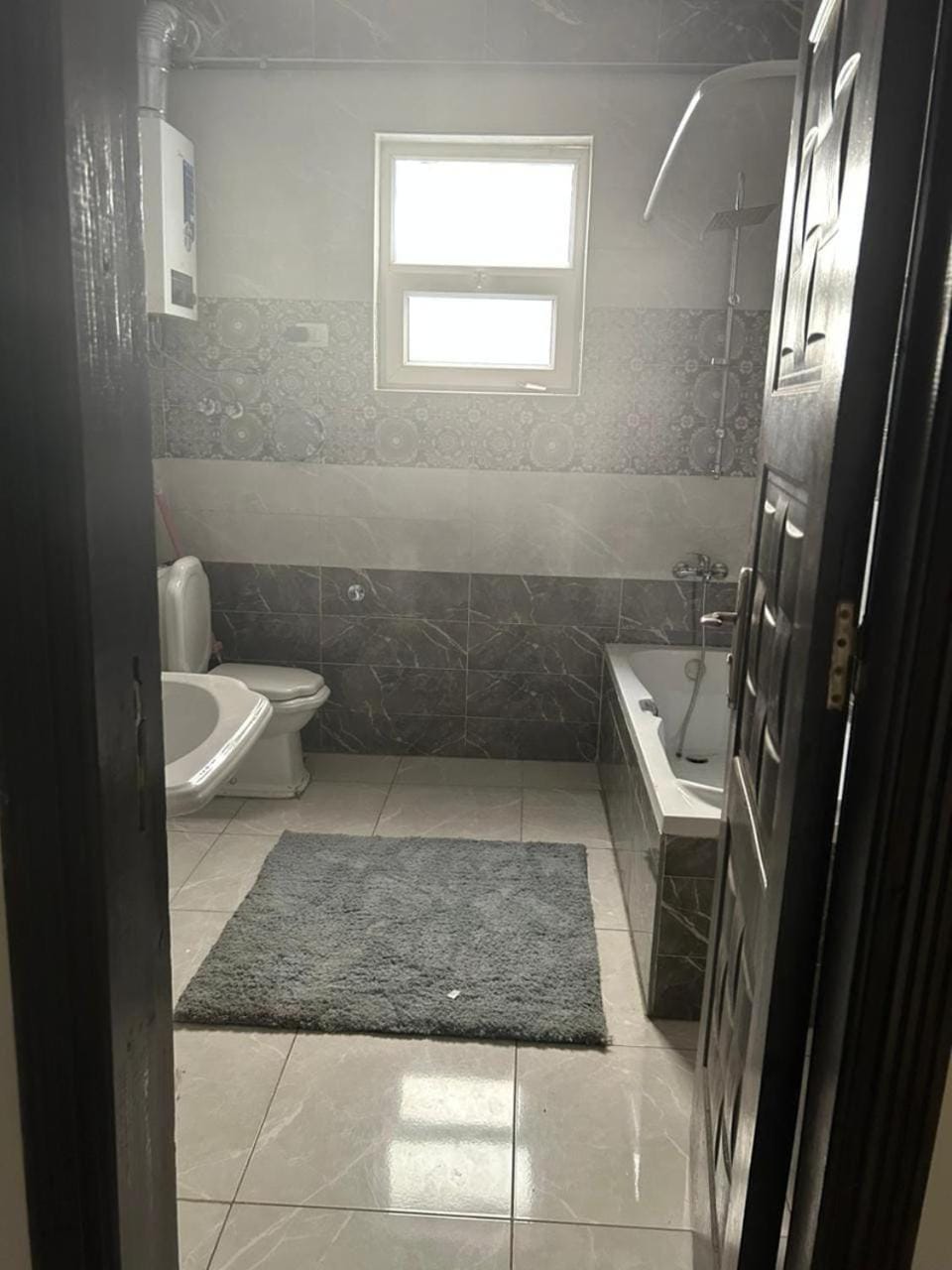 وحدة للايجار بالكامل Agouza تاني صف علي النيل Apartment in Cairo