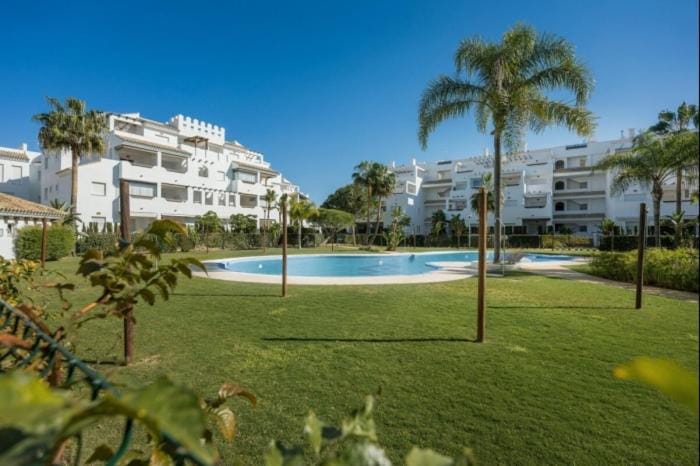 Garden view, Swimming pool