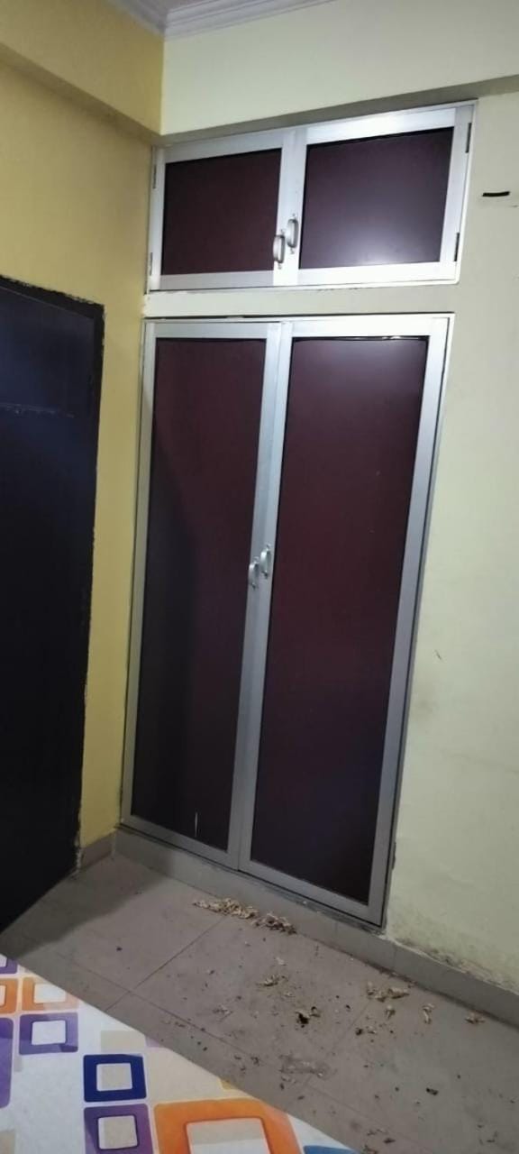SHRI SHYAM RESIDENCy Apartment in Uttar Pradesh