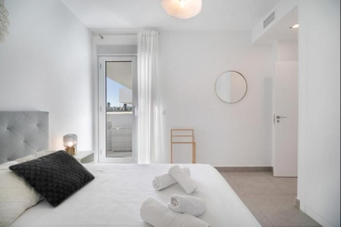 Bed, Photo of the whole room, Bedroom, towels, wardrobe