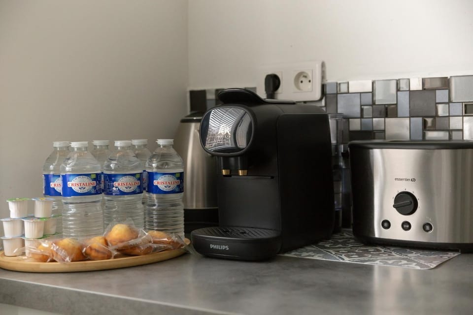 Coffee/tea facilities