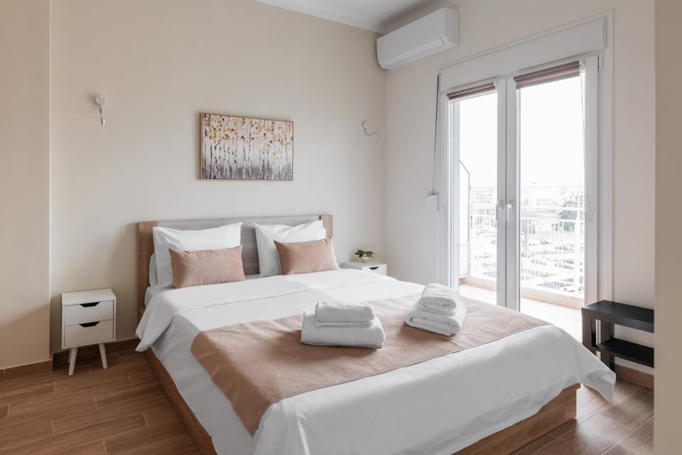 Bed, Bedroom, air conditioner