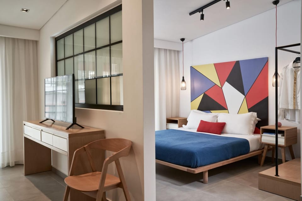 Bed, Living room, Bedroom