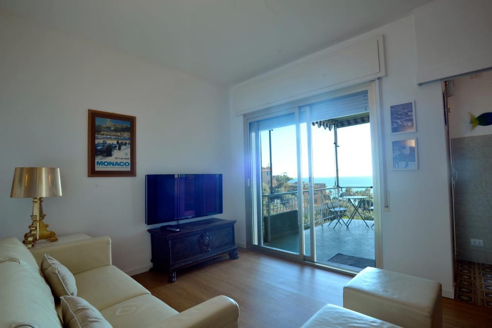 Maison Adri ' con posto auto privato Apartment in Sanremo