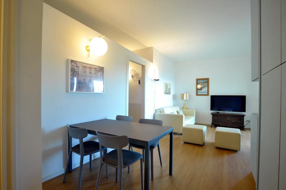 Maison Adri ' con posto auto privato Apartment in Sanremo
