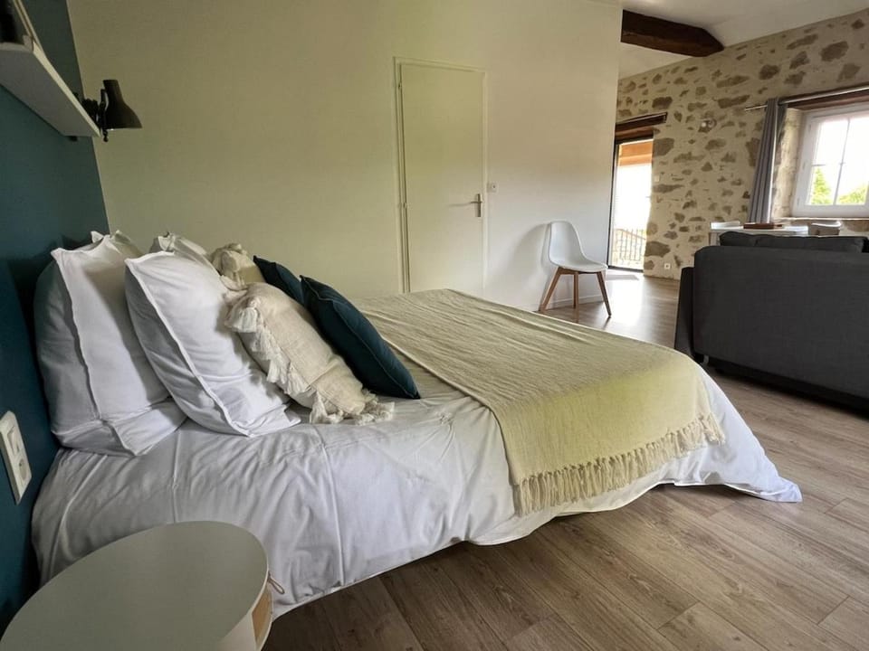 La Millière - Piscine & Campagne - Cathelineau Apartment in Pays de la Loire