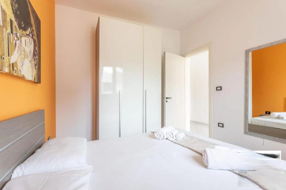 Bed, Bedroom, wardrobe