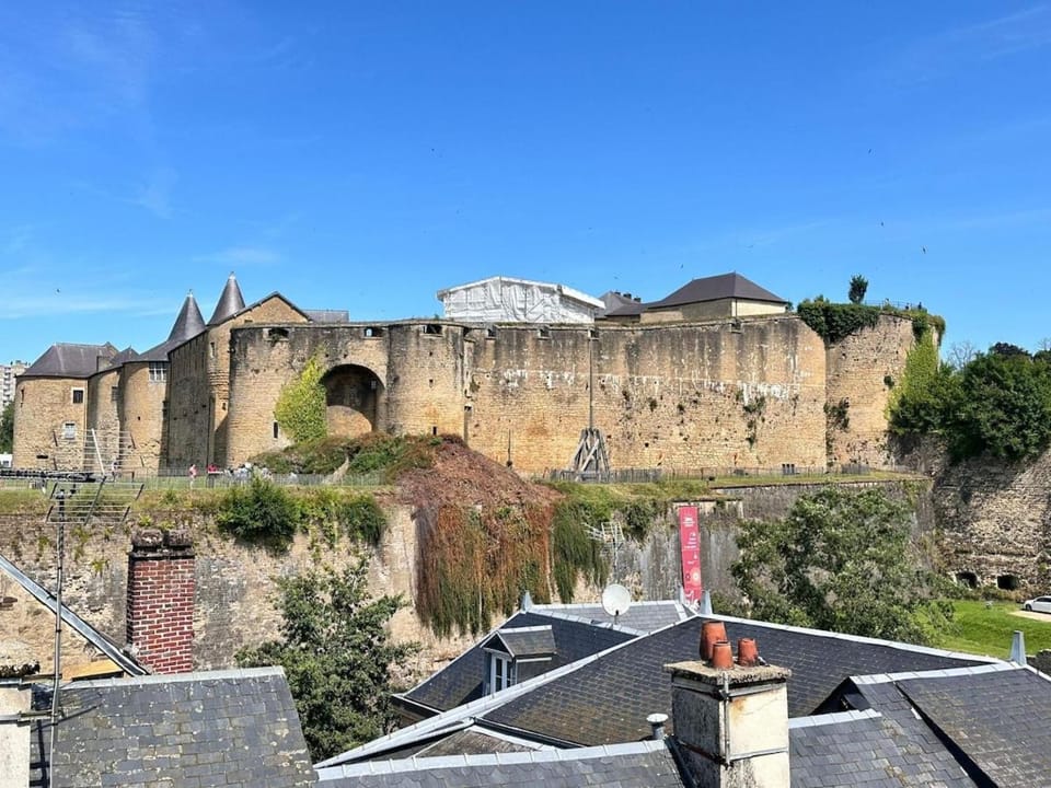 S Baylevéd'Air duplex vue château, Balnéo et sauna Apartment in Grand Est