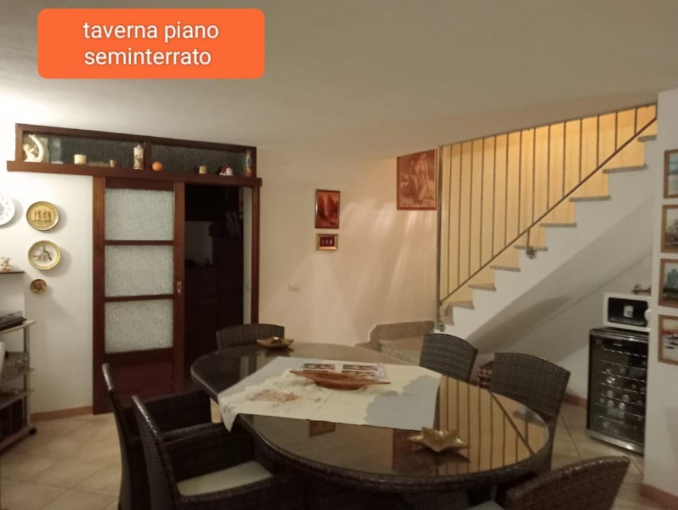 Living room, Seating area, Internal: Not applicable to any particular room