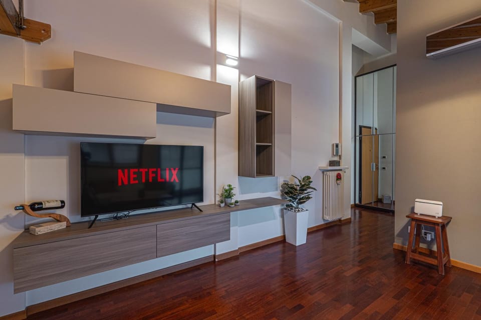Communal lounge/ TV room, TV and multimedia, Kitchen or kitchenette, Evening entertainment