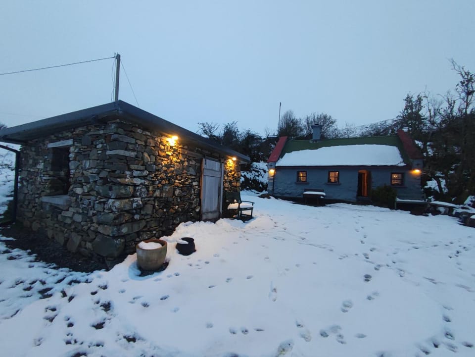 Winter, Sauna, Lake view, Mountain view, fireplace