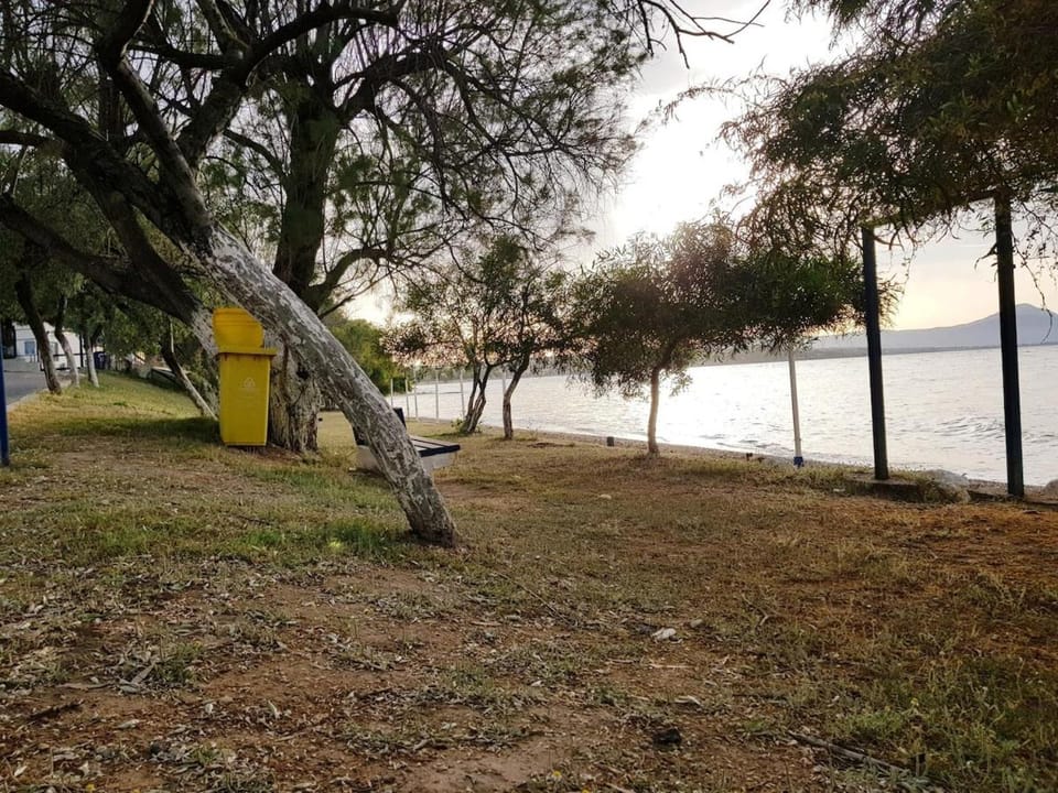 Beachfront House Villa 35min from Athens Villa in East Attica Regional Unit, Greece