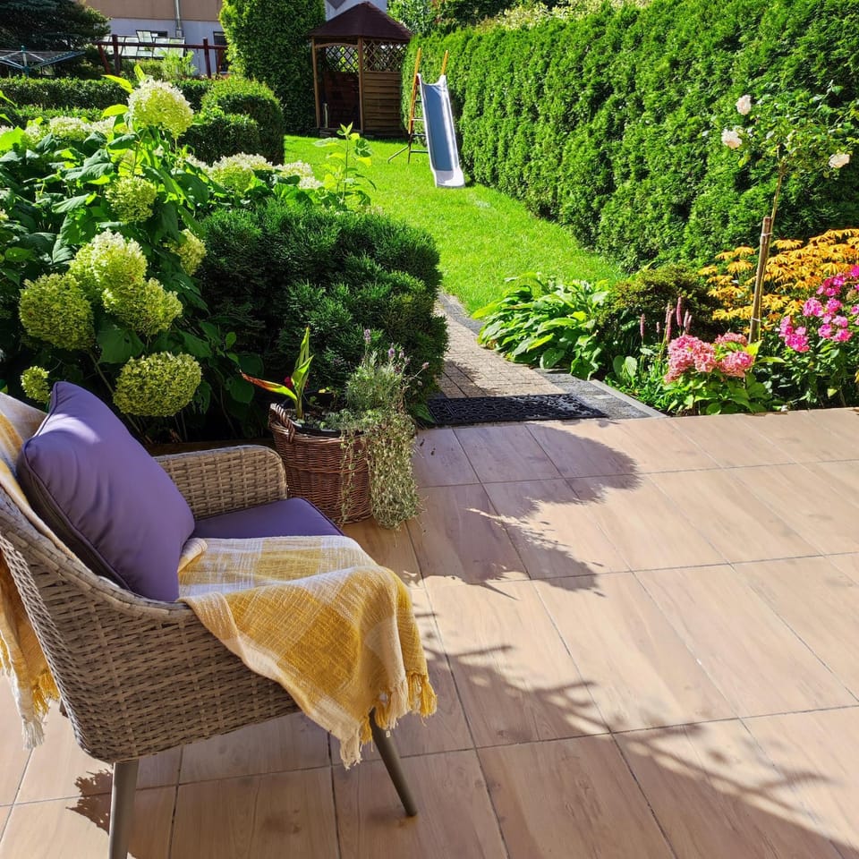 Garden, Balcony/Terrace