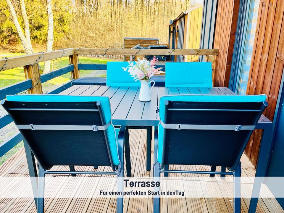 BBQ facilities, Balcony/Terrace, Seating area, Dining area