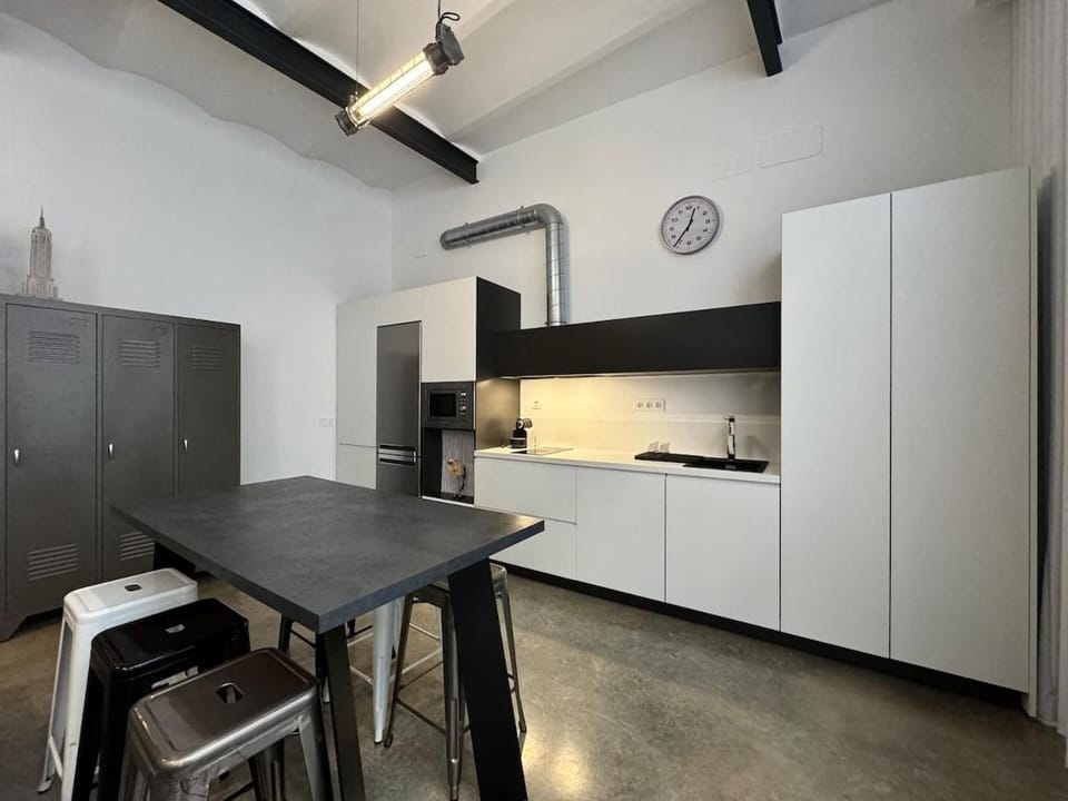 06 Alameda Luxury Apartment in Seville