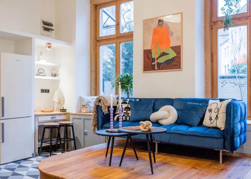 Art-Inspired 4BED 2BATH Gem by Fashion Street &Dohany Apartment in Budapest