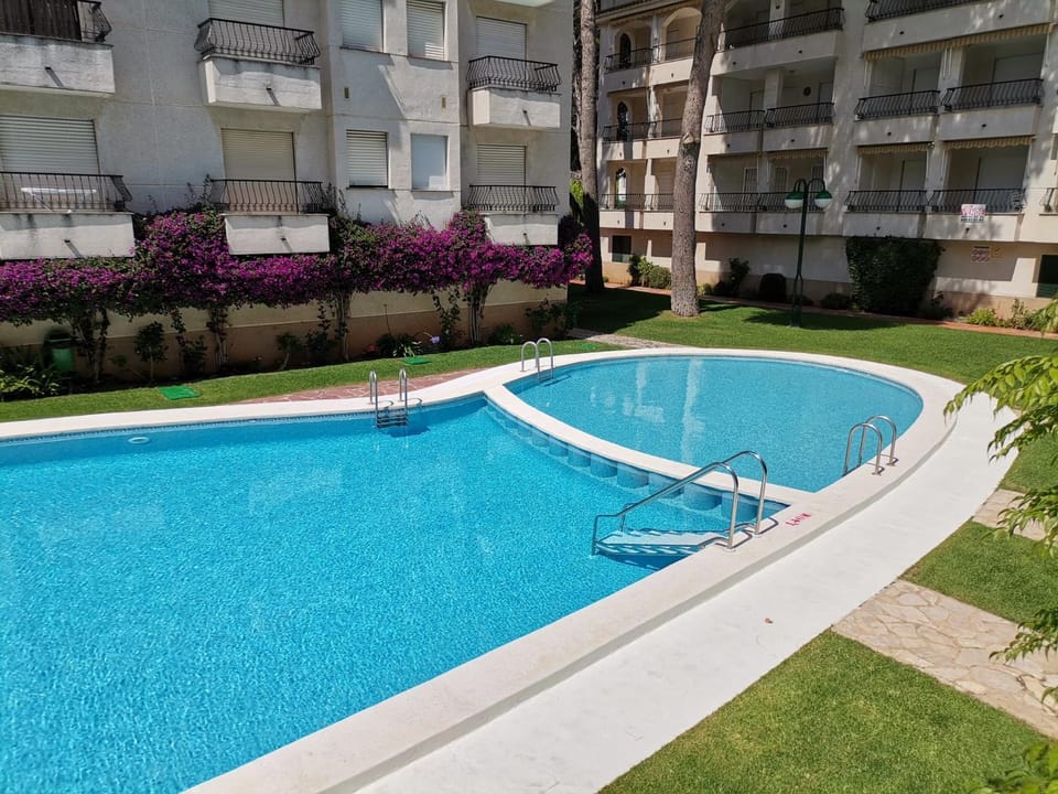 View (from property/room), Pool view