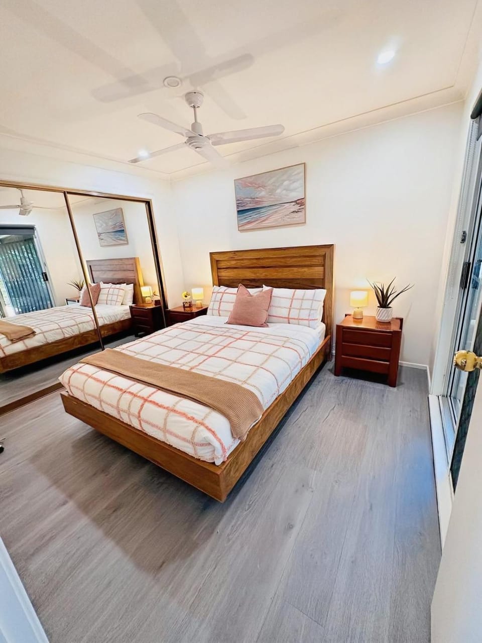 Bed, Bedroom, wardrobe