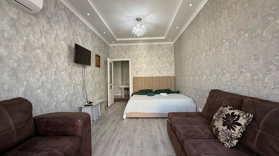 Bed, TV and multimedia, Bedroom, air conditioner