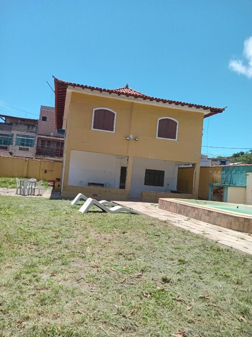 house with pool and 5 bedrooms House in São Pedro da Aldeia