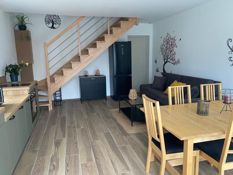 Duplex l Auvetia 150 m circuit 24 h Apartment in Le Mans