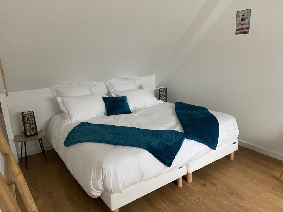 Duplex l Auvetia 150 m circuit 24 h Apartment in Le Mans