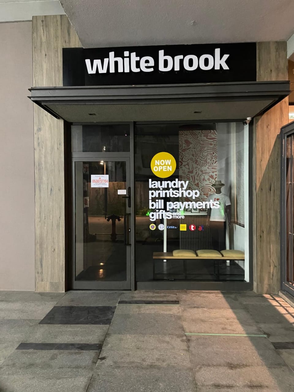 Text overlay, Street view