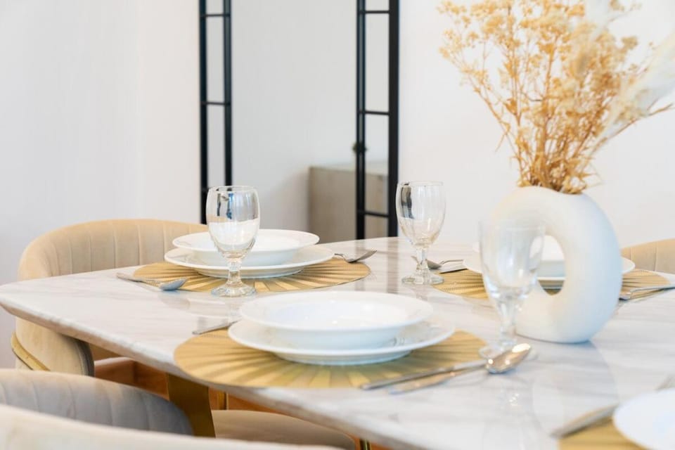 Luxury 3 bedroom with Stunning Full Marina View in Dubai Apartment in Dubai