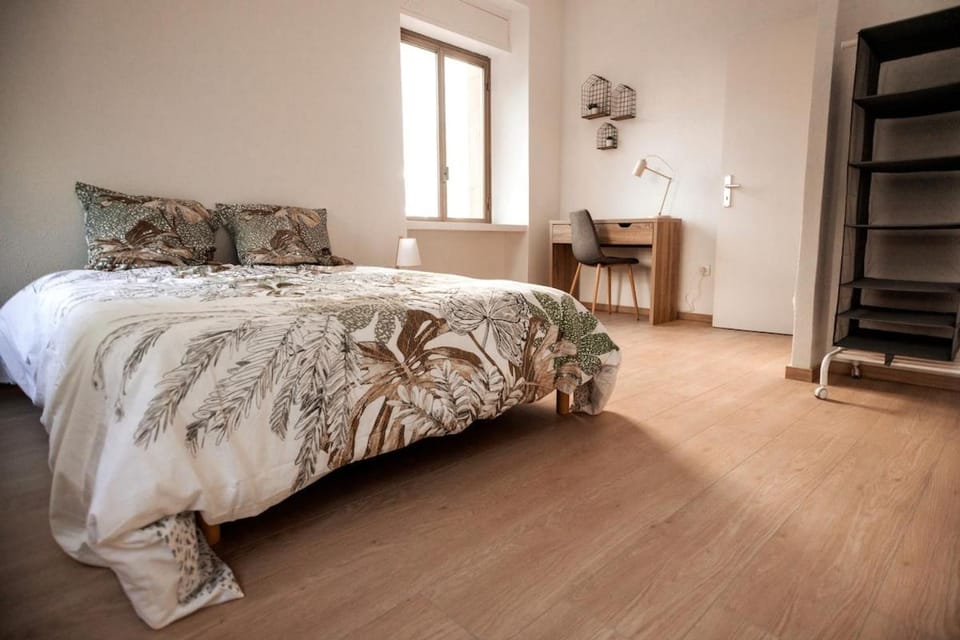 Port 10 Appartement 6 Pers Proche Gare Mulhouse Apartment in Mulhouse