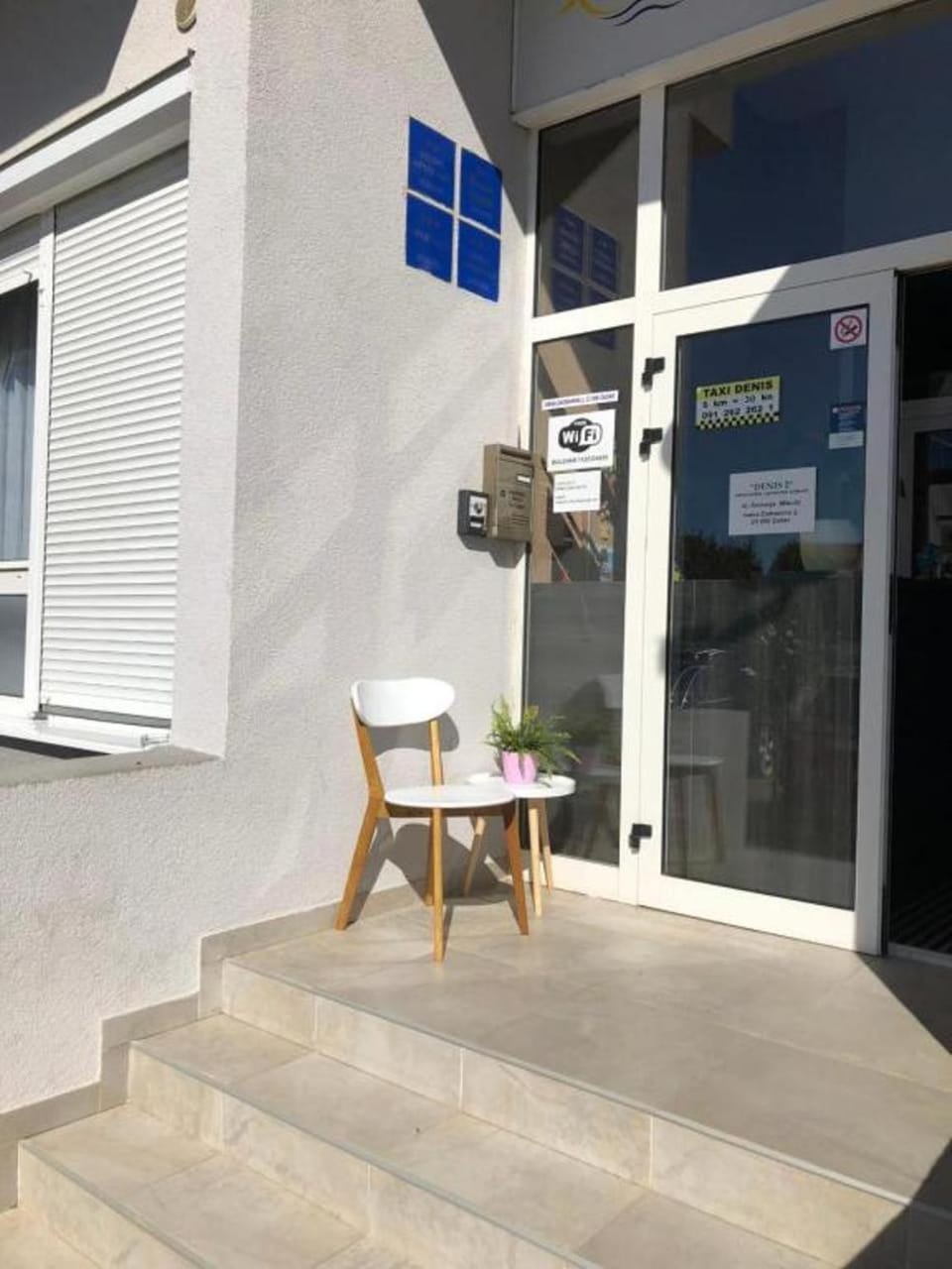 Facade/entrance, Day