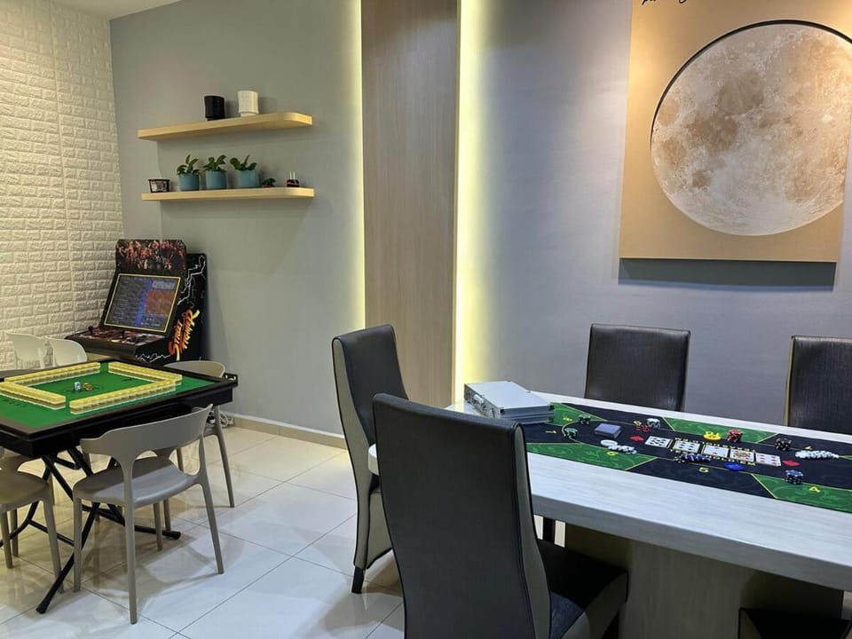 NEW ! KTV , ARCADE , TV BOX ,Town Area 15 PAX House in Malacca