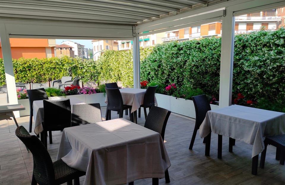 Balcony/Terrace, Breakfast