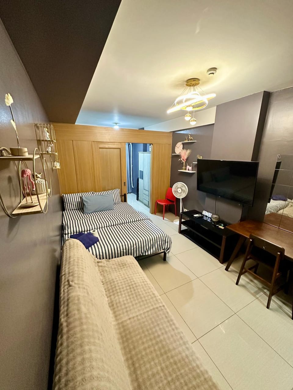 Kathys Crib Family Suite Room at Shell Residence Apartment hotel in Pasay