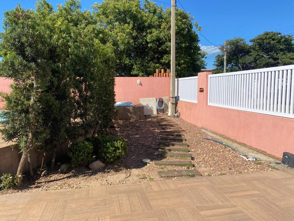 Belíssimo sobrado com piscina House in State of Rio Grande do Sul