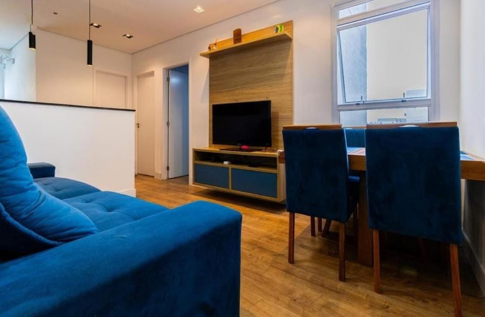 Communal lounge/ TV room, TV and multimedia, Living room, Evening entertainment