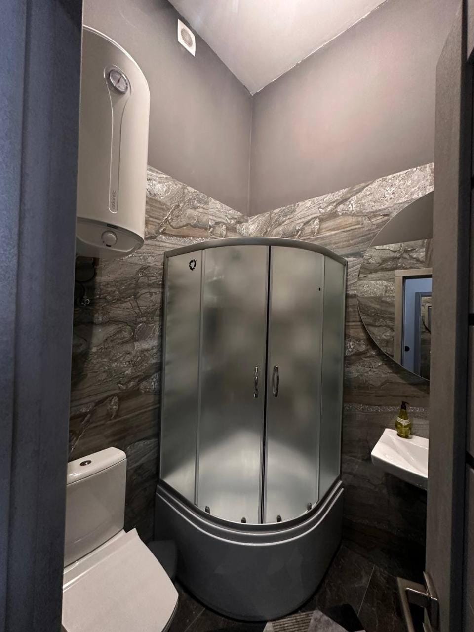 Smart Parys Apartment in Ukraine