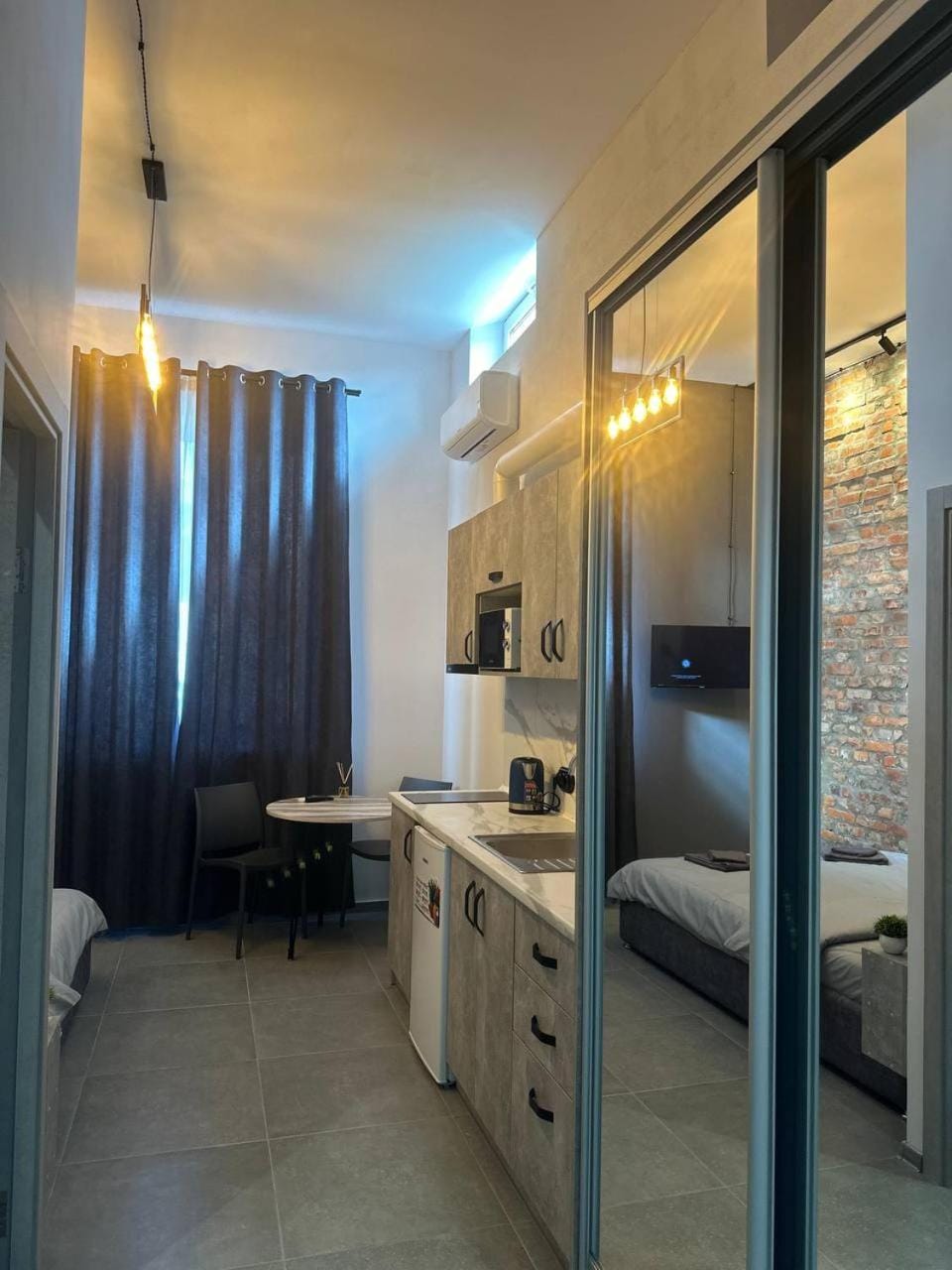 Smart Parys Apartment in Ukraine