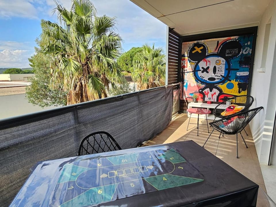 POP ART Casino vibe! Apartment in Gruissan