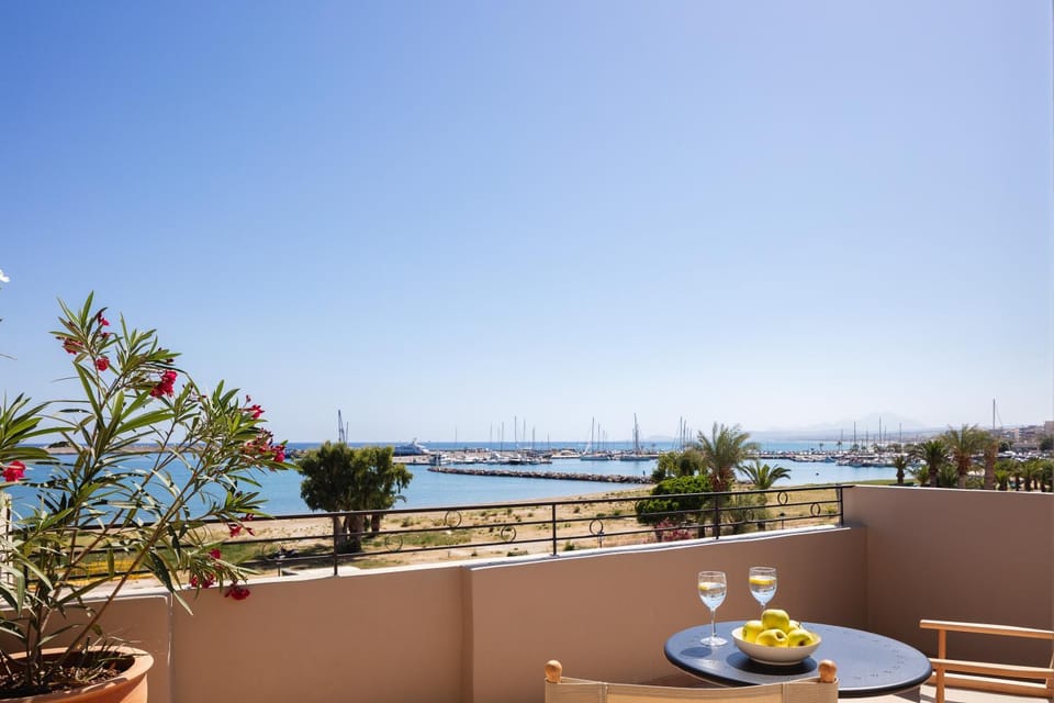Day, View (from property/room), View (from property/room), Balcony/Terrace, Balcony/Terrace, Beach, Sea view, Sea view