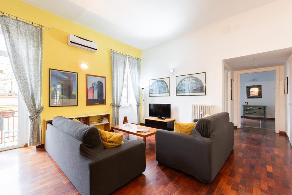 Grande appartamento a Trastevere Apartment in Rome