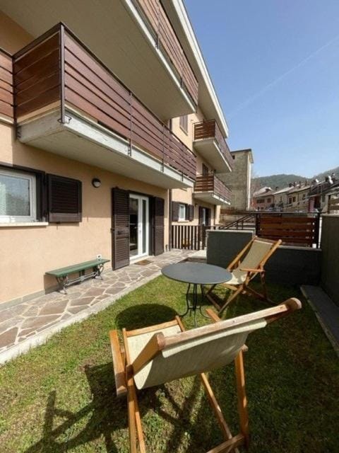 Property building, Spring, Garden view