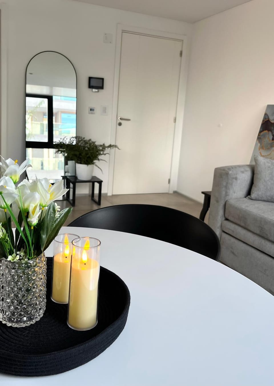 Living room, Dining area