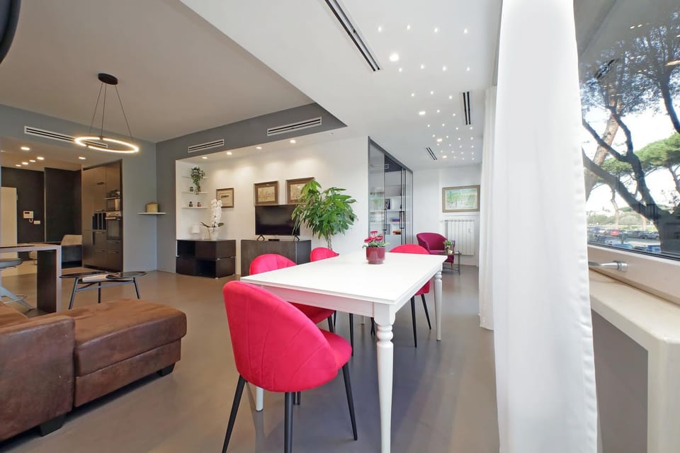 Living room, Seating area, Dining area