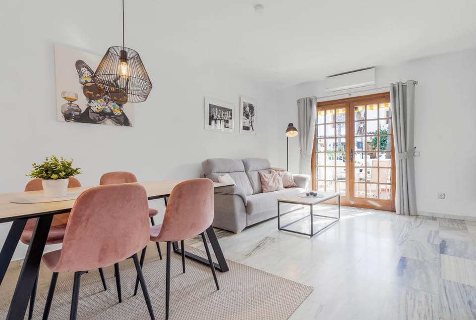 La Campana apt with pool by Costarentals - Ref 60 Apartment in Costa del Sol