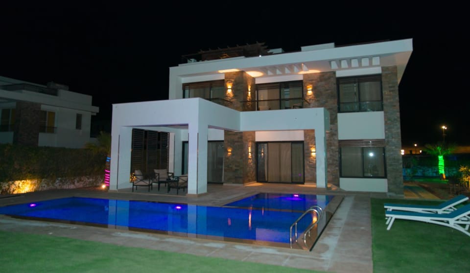 Property building, Night, Pool view, Swimming pool