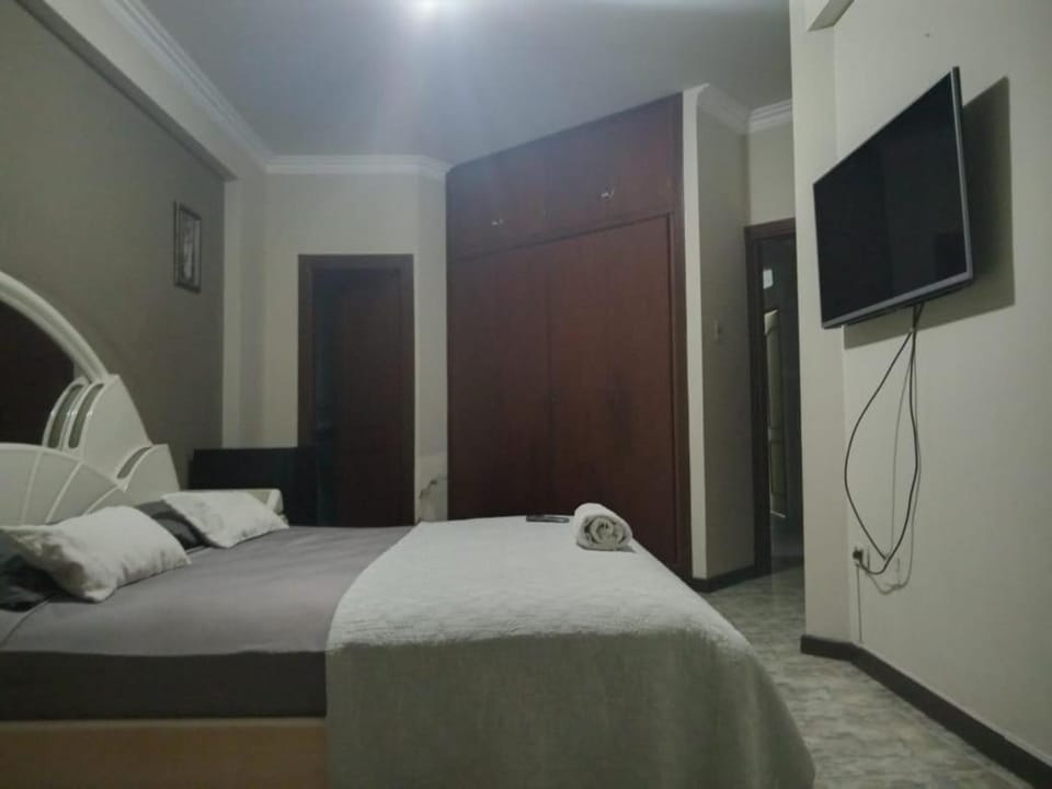 TV and multimedia, Bedroom, wardrobe