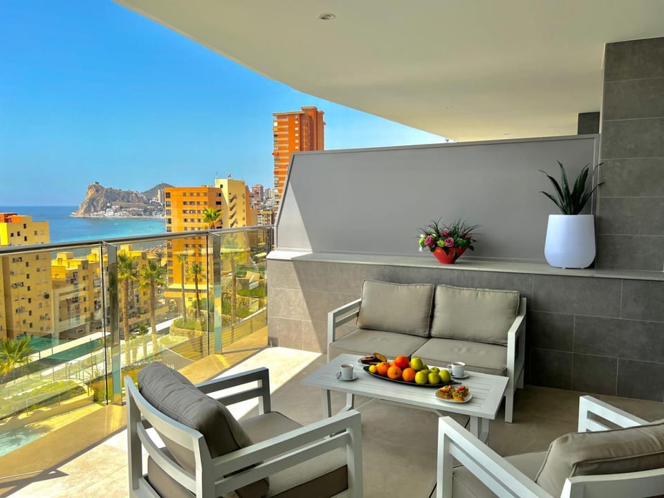 Day, Natural landscape, View (from property/room), Balcony/Terrace, Seating area, Sea view