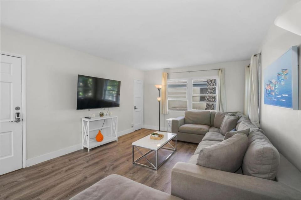 500 ft to Ocean Relaxing stay Parking WiFi 836 Apartment in Pacific Beach