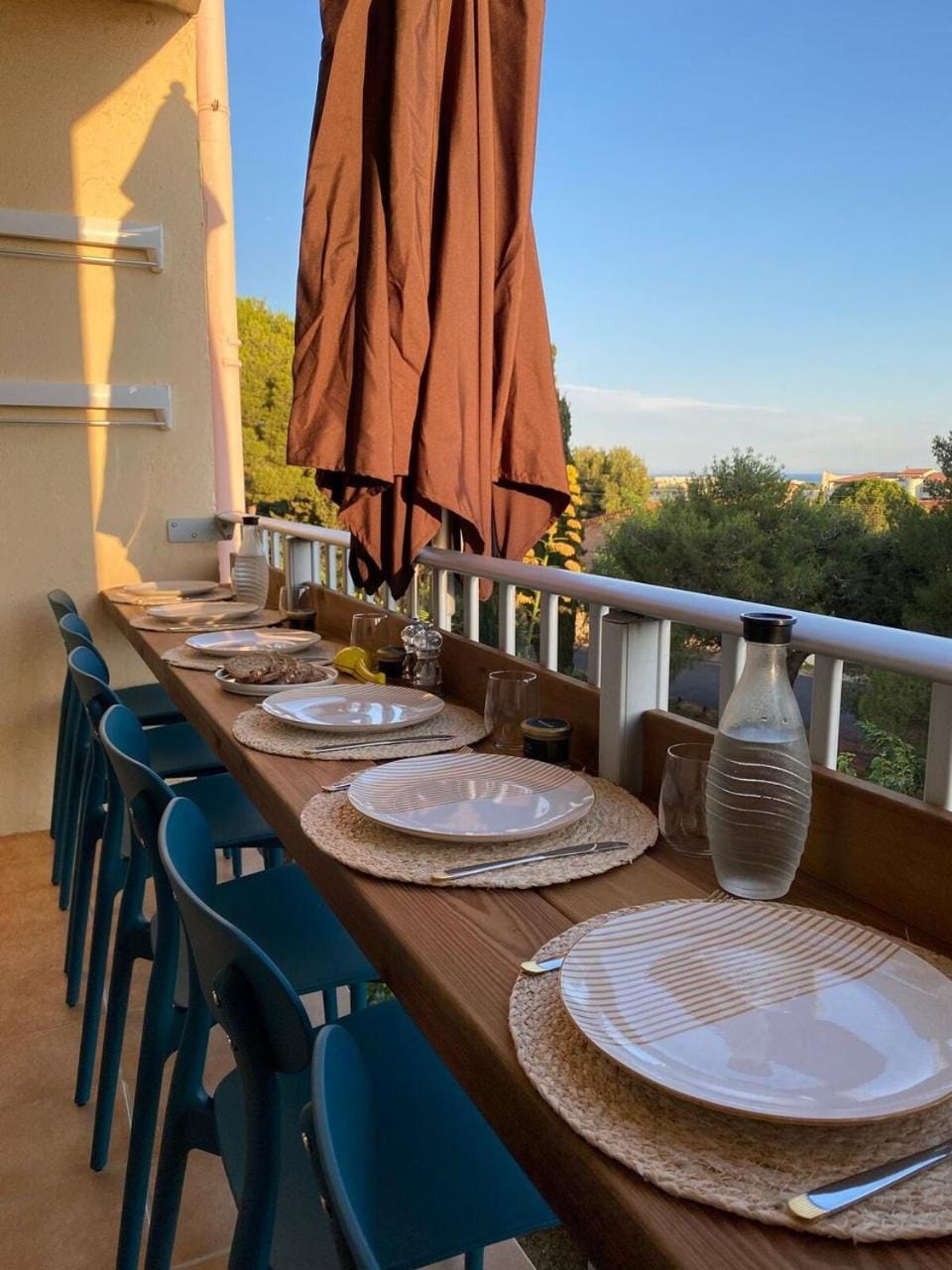 Le Mistral, Superbe Appartement 2 Chambres, Vue Mer Proximité Plage, Parking Gratuit Apartment in Occitanie