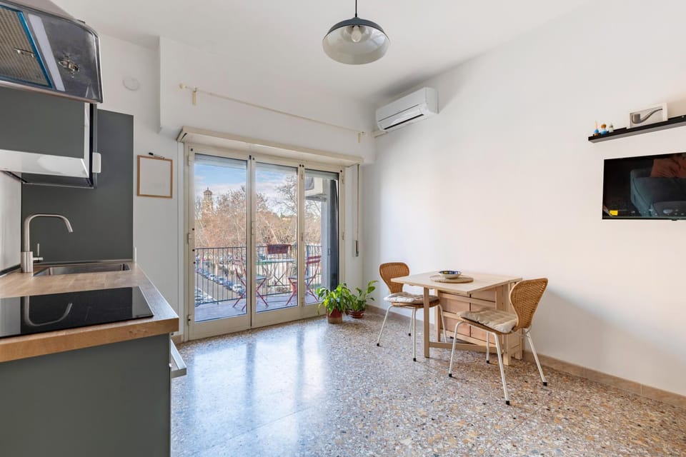 TV and multimedia, Kitchen or kitchenette, Living room, Dining area, Evening entertainment, oven, pet friendly